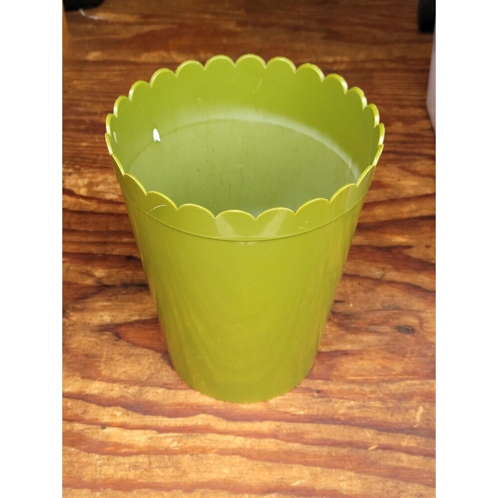 Ransburg Green Scalloped Waste Basket Trash Can Wastebasket Vintage
